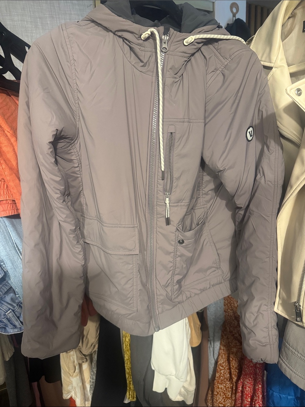 Vuori Hooded Lightweight Puffer Jacket in Taupe